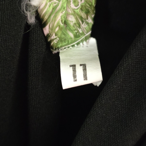 Vintage 70s Black Deep V-Neck Sleeveless Formal Gown Size 11 - Picture 7 of 7